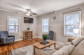 Colonial Acres Abode- East Memphis- 20 Mins to Downtown